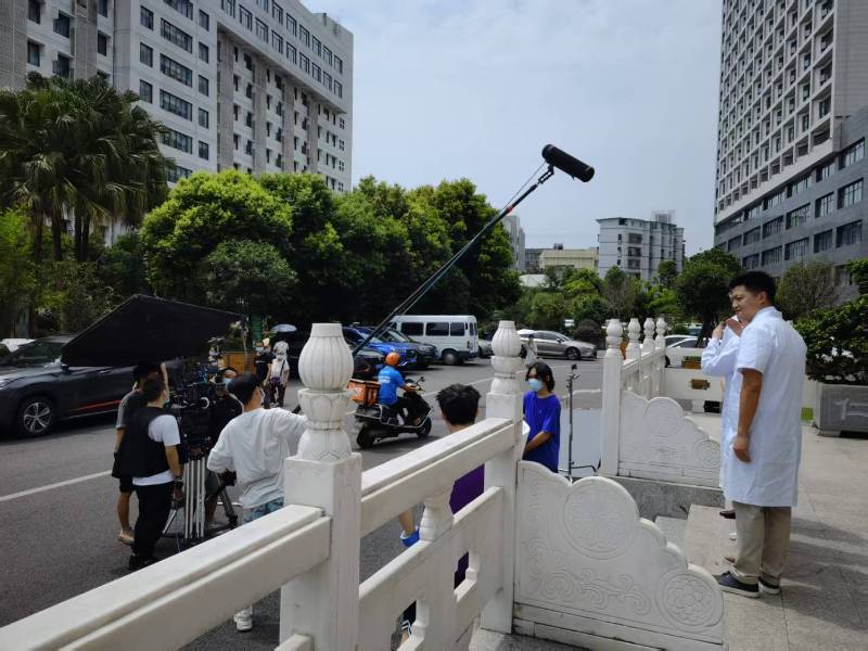 广南县广告片拍摄公司低成本实现高规格制作的诀窍